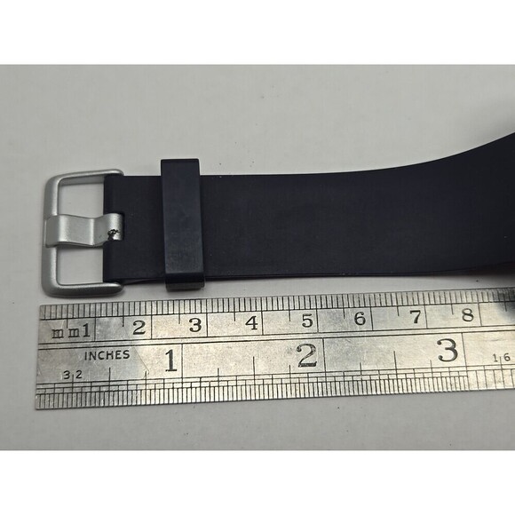 Fitbit Versa FB504 Smartwatch Fitness Heart Rate Bluetooth Extr Bands No Charger - Picture 8 of 11